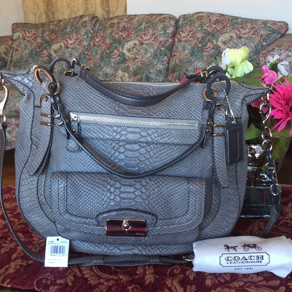 COACH KRISTIN PINNACLE EMBOSE PYTHON SATCHEL - Picture 2 of 8